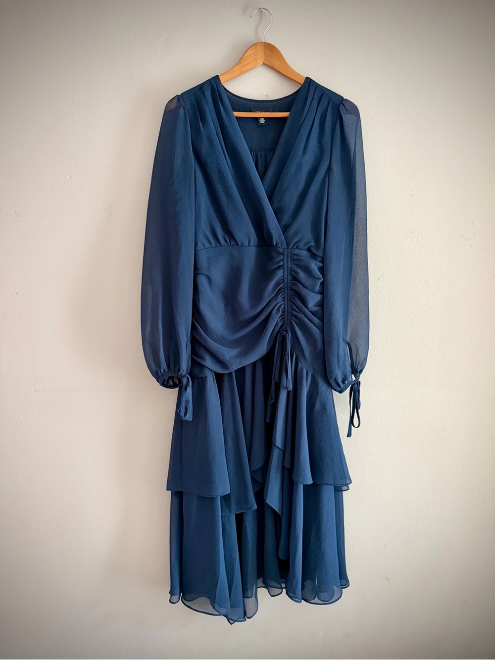 Ted Baker London Kiali Long Sleeve
Chiffon Dress Size 1 XS